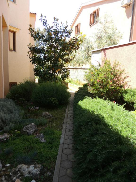 Stoja Apartment Pula Bagian luar foto